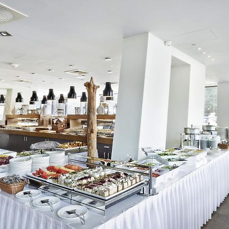 Vacationclub - Marine Hotel Apartament 437 Колобжег Екстер'єр фото